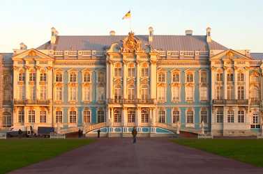 Экскурсия по Пушкину с посещением Екатерининского дворца (Янтарной комнаты) и экскурсией по парку